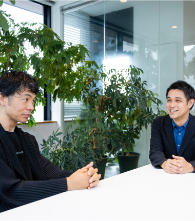山内 心吾氏と慎 泰俊氏