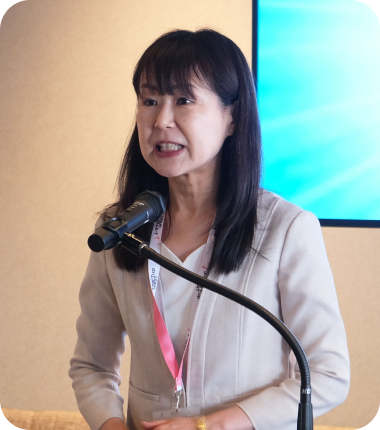 阿比留 彩子⽒