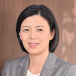 黄 春梅 氏の顔写真