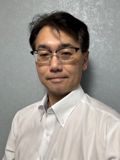 目次 康男 氏