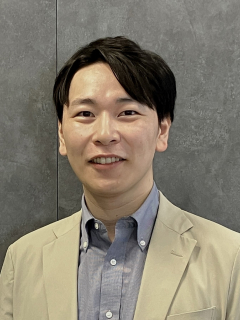 三科 朋大 氏