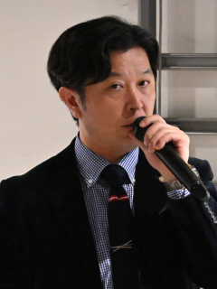 草野 英昭 氏