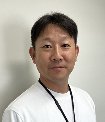 前川 卓郎 氏