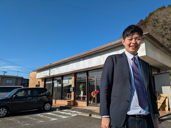 RESTAの松川氏は自ら障がい者ながら就労支援で起業し、故郷の福島から地方の課題解決に取り組んでいる