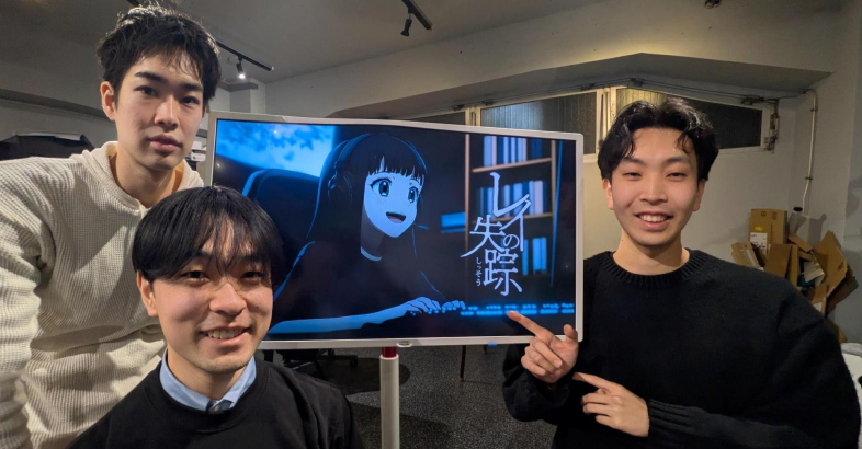 闇バイトのリスクを学生たちに伝えて注目された「レイの失踪」を生み出した3人の共同創業者。今井氏（右）、堀口氏（中央）、古堅氏（左）は友人のレイが闇バイトに巻き込まれた過程を追体験できるゲームを短期間で開発した